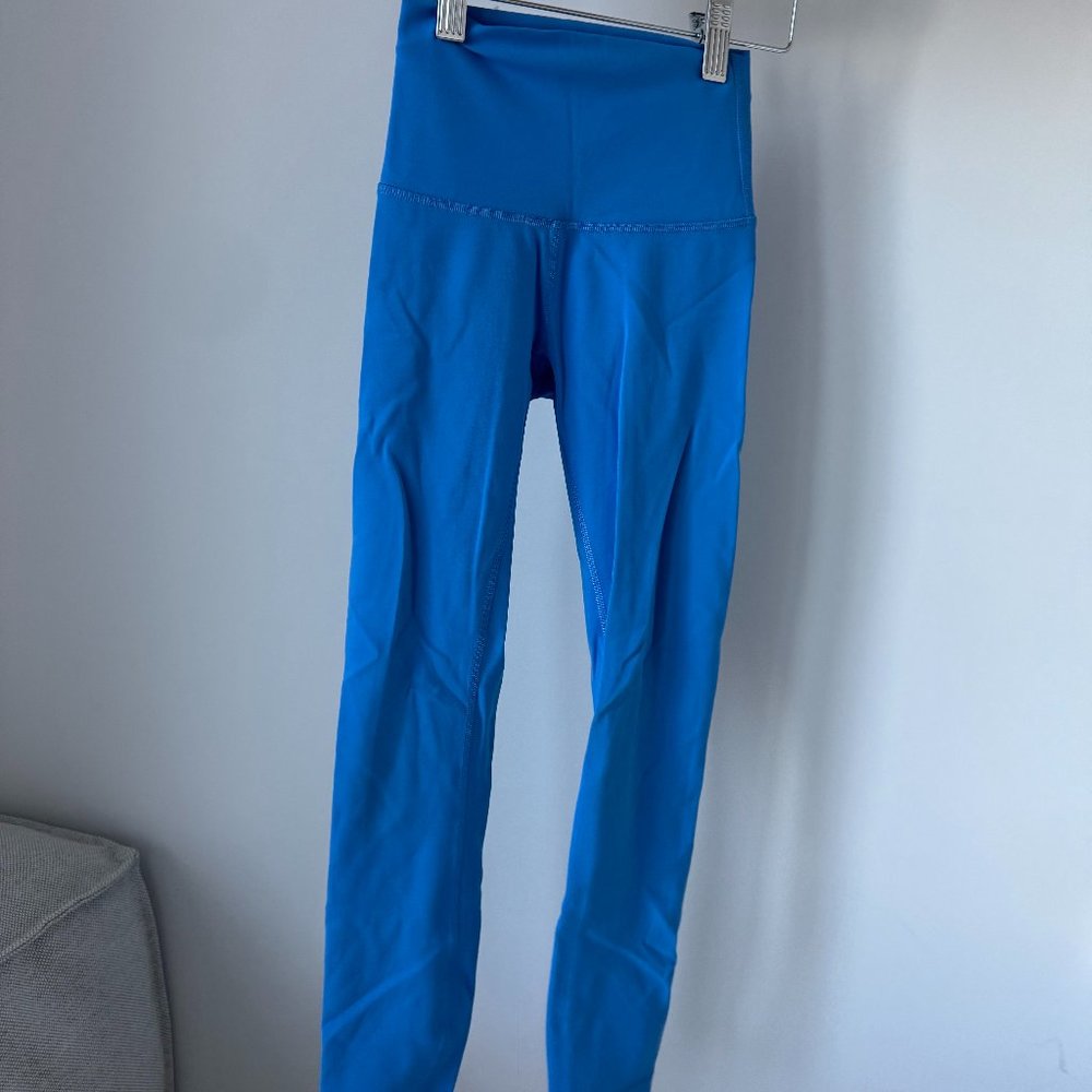 Lululemon Wunder Train High-Rise Tight 25" in Blue Nile